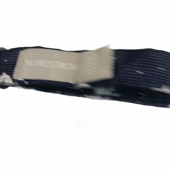 NORDSTROM Big Boy's Navy Blue Polar Bear Bow Tie NWT Silk Adjustable - Picture 3 of 4